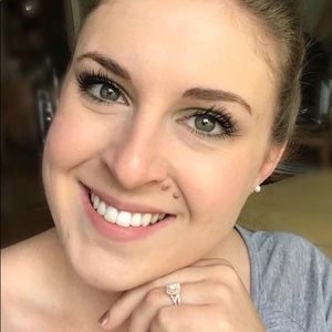 Meet your Posher, Vanessa